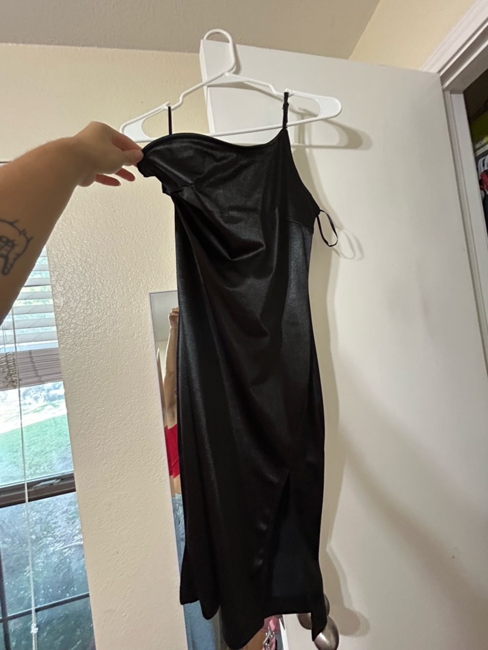 Black Sleek One-Shoulder Slip Dress